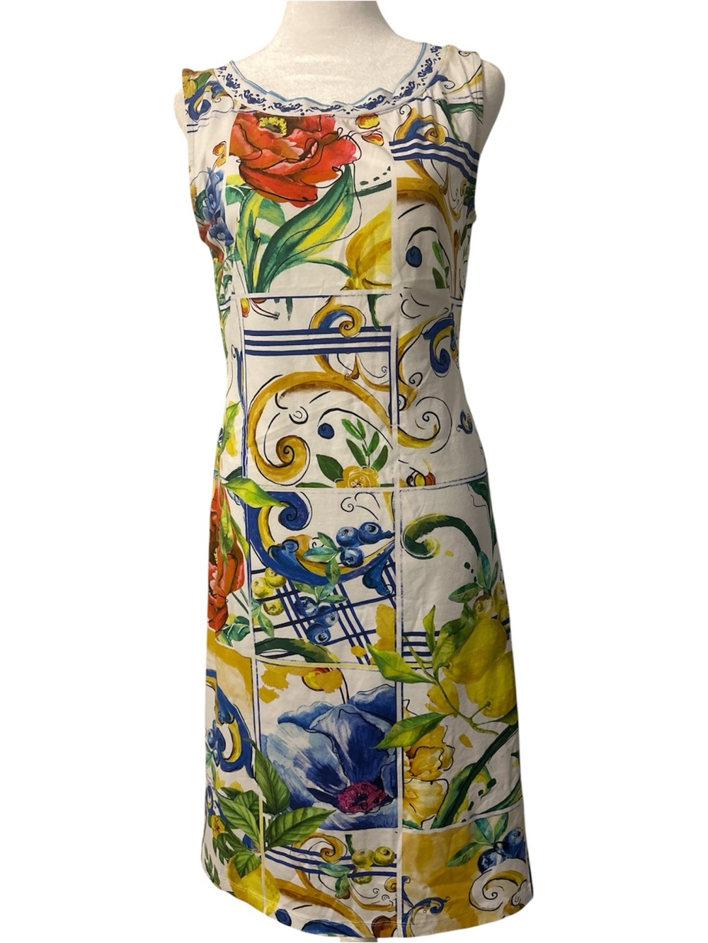 Dolcezza Sleeveless Floral Tile Midi Dress - White Multi